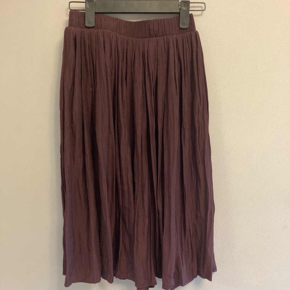 Plum/Burgundy Wilfred Pleated Skirt | Aritzia | Size XS 💜